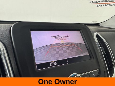 Used 2023 Chevrolet Equinox LT FWD image 3