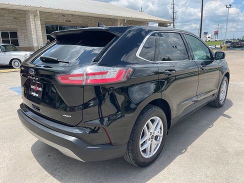Used 2023 Ford Edge SEL AWD/4WD image 5