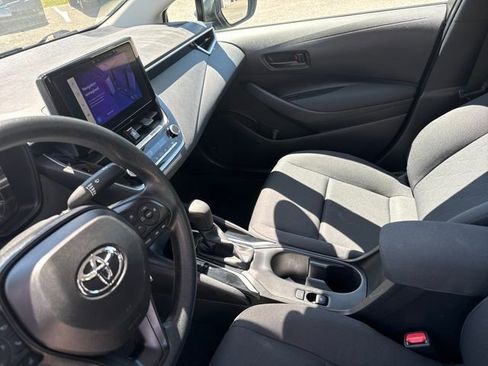Used 2024 Toyota Corolla LE FWD image 15