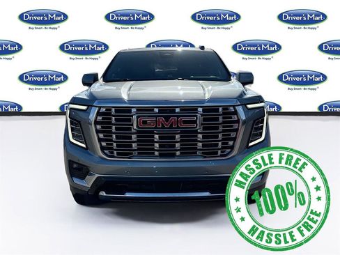 Used 2025 GMC Yukon Denali image 2