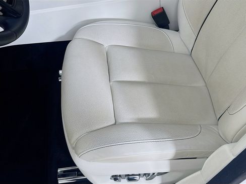 Certified 2021 Rolls-Royce Cullinan AWD/4WD image 19