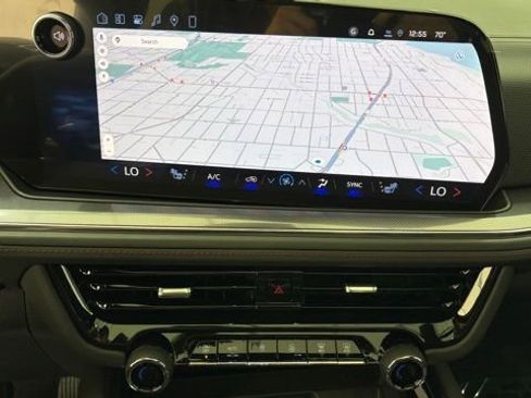 New 2026 Chevrolet Suburban RST w/ RST Capability Package AWD/4WD image 42