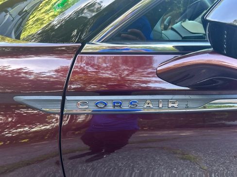 Used 2020 Lincoln Corsair FWD w/ Equipment Group 101A image 11