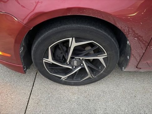 Used 2010 Ford Fusion SEL image 11