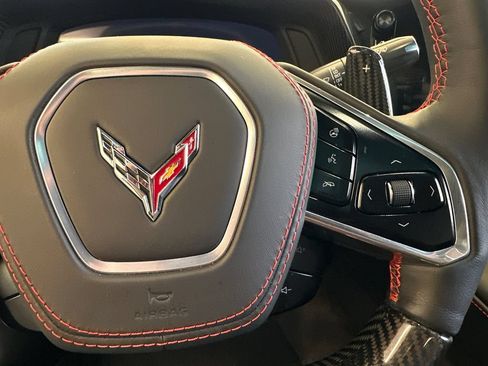Used 2025 Chevrolet Corvette Z06 RWD image 22