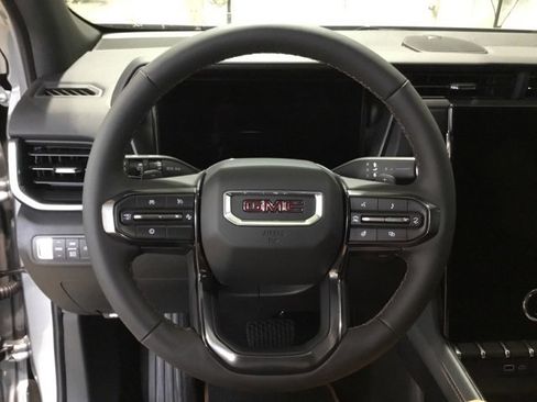 New 2026 GMC Terrain AT4 w/ Convenience Package III image 32