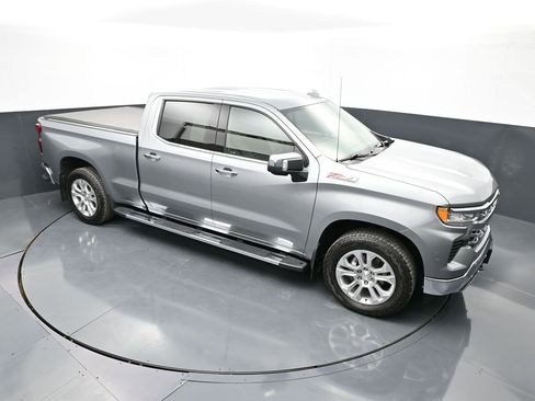 Used 2024 Chevrolet Silverado 1500 LTZ AWD/4WD image 40