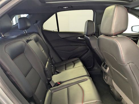 Used 2023 Chevrolet Equinox RS w/ RS Leather Package image 25