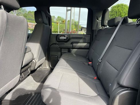 Used 2021 Chevrolet Silverado 2500 Custom w/ Custom Value Package AWD/4WD image 20