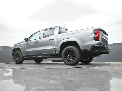 Used 2025 Chevrolet Colorado W/T w/ WT Custom Package image 36