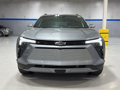 New 2025 Chevrolet Blazer EV LT image 18