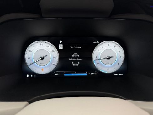 Used 2023 Hyundai Palisade Limited w/ Cargo Package FWD image 18