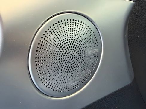 Used 2023 Genesis G70 3.3T w/ Sport Advanced Package image 16