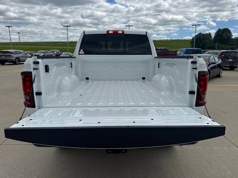 New 2026 RAM 2500 Tradesman AWD/4WD image 29
