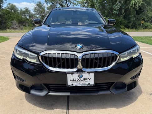 Used 2020 BMW 330i Sedan w/ Convenience Package RWD image 4