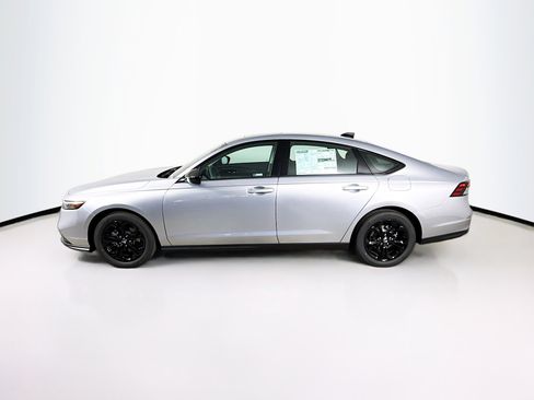 New 2025 Honda Accord SE image 7