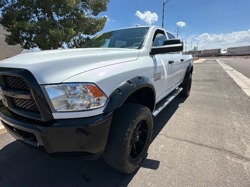 Used 2016 RAM 2500 Tradesman w/ Chrome Appearance Group AWD/4WD image 10