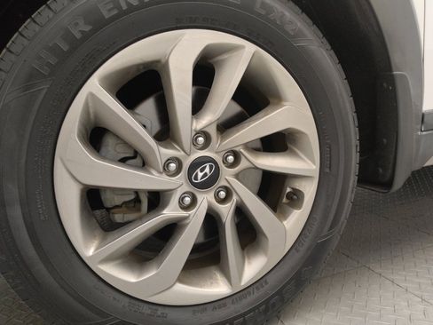 Used 2017 Hyundai Tucson SE image 31