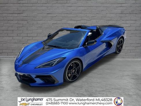 Used 2022 Chevrolet Corvette Stingray Preferred Conv RWD image 2