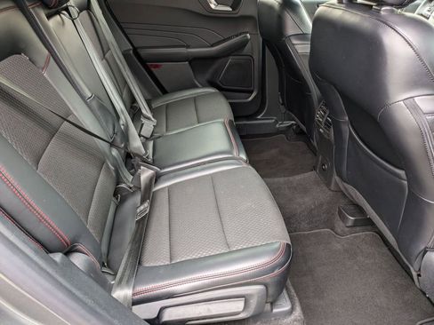 Used 2025 Ford Escape ST-Line image 26