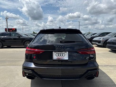 Used 2024 Audi RS 6 performance AWD/4WD image 4