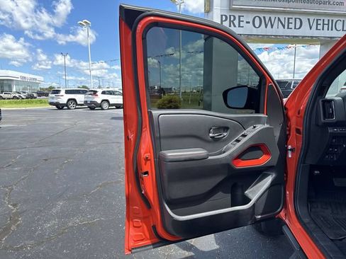 Used 2025 Nissan Frontier PRO-4X w/ Interior Protection Package AWD/4WD image 10