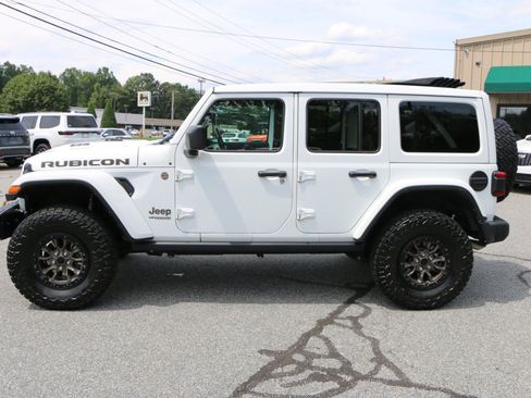 Used 2022 Jeep Wrangler Unlimited Rubicon w/ Trailer Tow Package AWD/4WD image 2