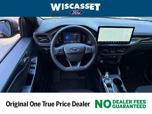 Used 2025 Ford Escape ST-Line w/ Tech Pack #1 image 7