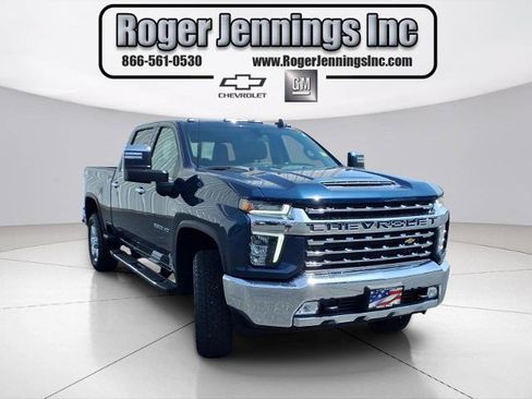 Used 2023 Chevrolet Silverado 2500 LTZ w/ LTZ Convenience Package AWD/4WD image 6