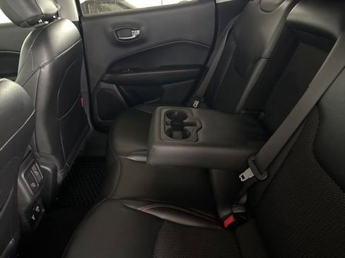 Used 2019 Jeep Compass Trailhawk AWD/4WD image 19
