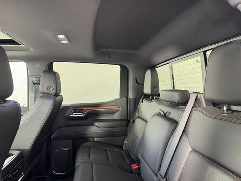Used 2023 GMC Sierra 1500 Denali w/ Denali Reserve Package image 10