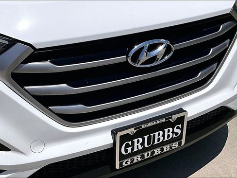 Used 2018 Hyundai Tucson SEL Plus AWD/4WD image 39