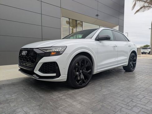 Used 2021 Audi RS Q8 4.0T image 9