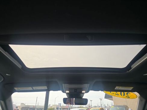 Used 2025 Honda CR-V Sport-L image 17