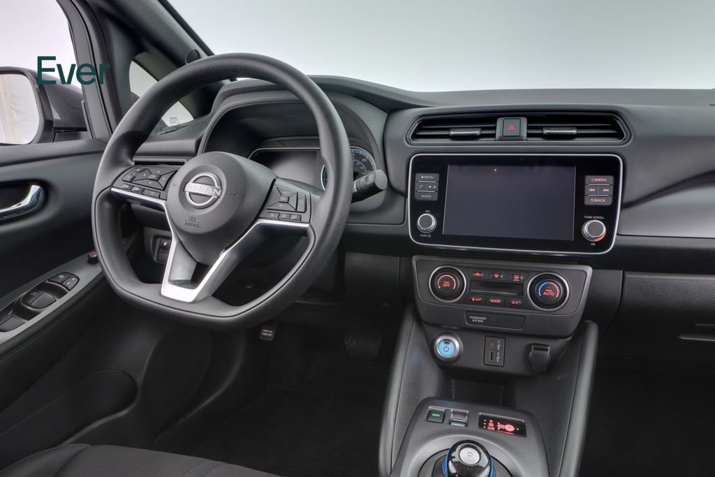 Used 2023 Nissan Leaf S FWD image 25