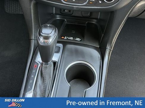 Certified 2018 Chevrolet Equinox Premier AWD/4WD image 12