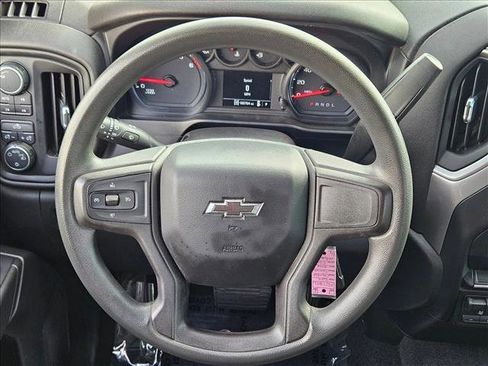 Used 2019 Chevrolet Silverado 1500 Custom Trail Boss w/ Custom Convenience Package AWD/4WD image 11