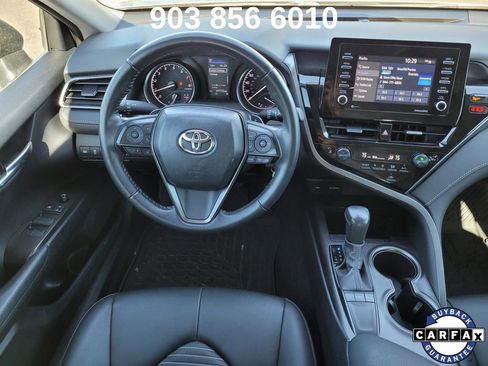 Used 2024 Toyota Camry SE image 11