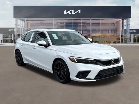 Used 2024 Honda Civic Sport Touring image 1