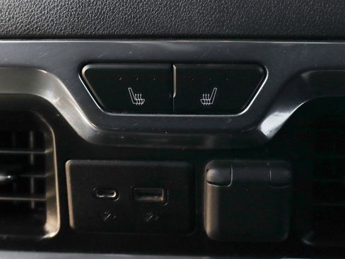 Used 2021 Chevrolet Silverado 1500 High Country w/ Technology Package image 41