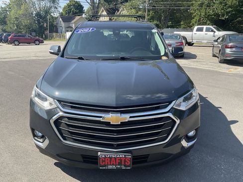 Used 2021 Chevrolet Traverse LT w/ LT Premium Package AWD/4WD image 8