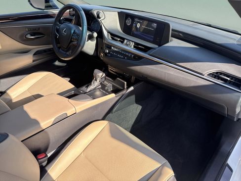 Used 2019 Lexus ES 350 F Sport image 31