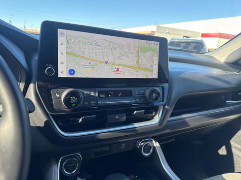 Certified 2025 Toyota Grand Highlander AWD Hybrid image 13