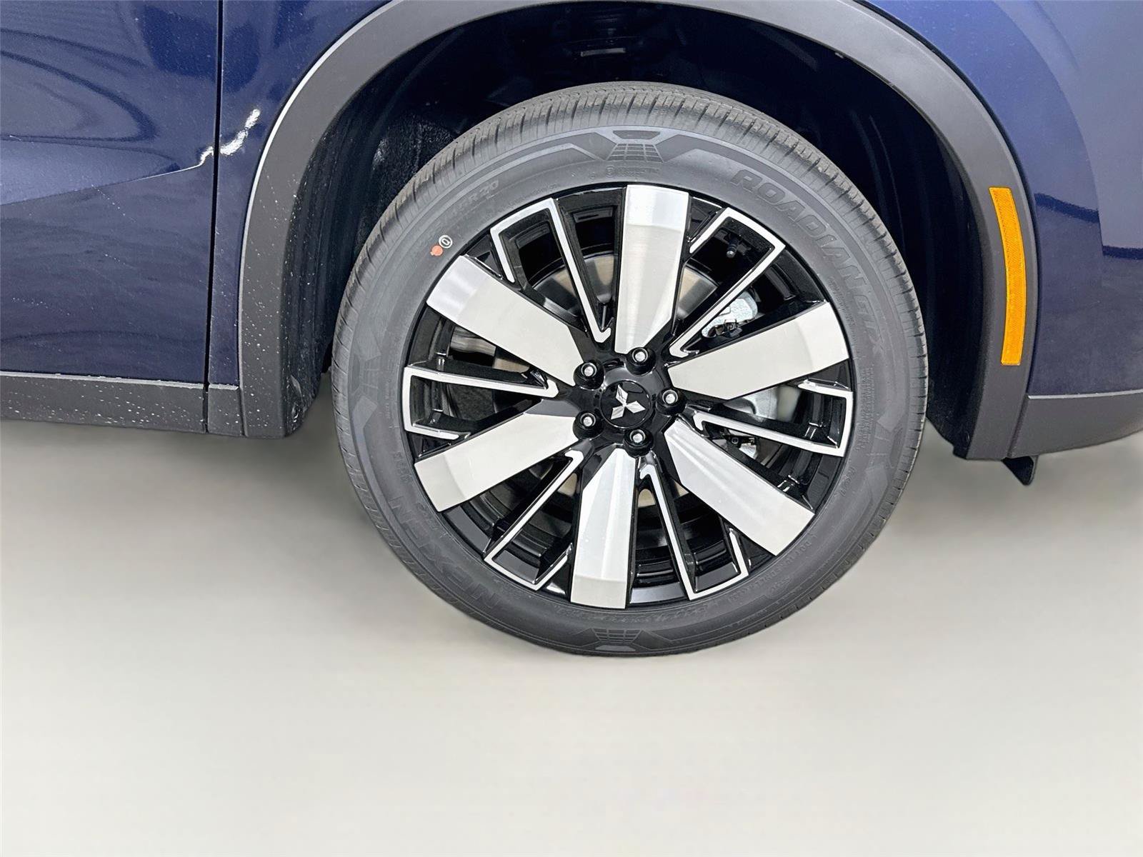 New 2026 Mitsubishi Outlander SE FWD image 28