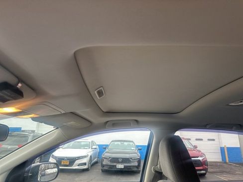 Used 2013 Honda CR-V EX image 8