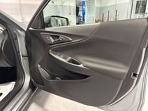 Used 2023 Chevrolet Malibu LS FWD image 33