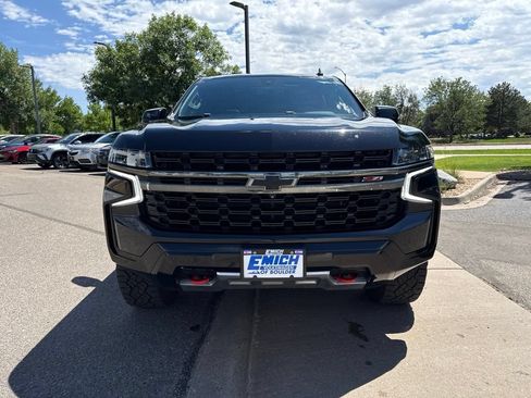 Used 2022 Chevrolet Tahoe Z71 w/ Z71 Off-Road Package AWD/4WD image 8