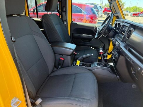 Used 2019 Jeep Wrangler Unlimited Sport S AWD/4WD image 8