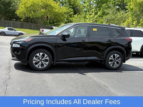 Certified 2023 Nissan Rogue SV FWD image 4