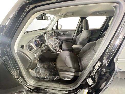 Used 2022 Jeep Renegade Latitude w/ Convenience Group image 21